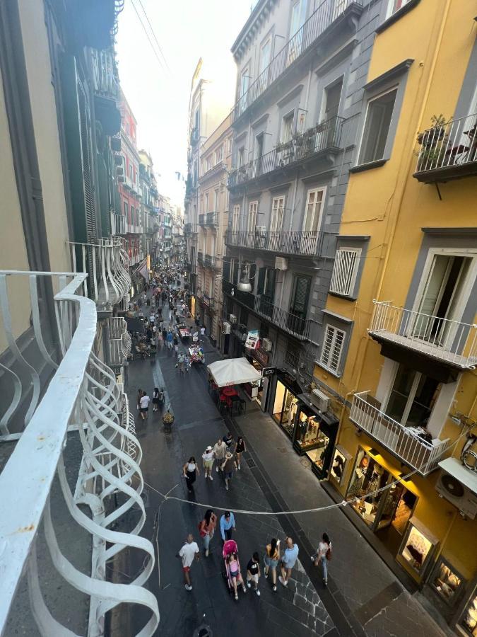 Dimora Chiaia 209 Hotel Napoli Bagian luar foto
