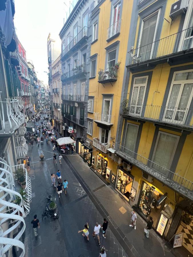 Dimora Chiaia 209 Hotel Napoli Bagian luar foto
