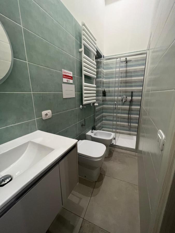 Dimora Chiaia 209 Hotel Napoli Bagian luar foto